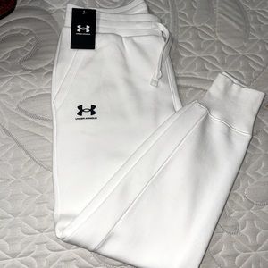 Women’s Medium Under Armour White Joggers